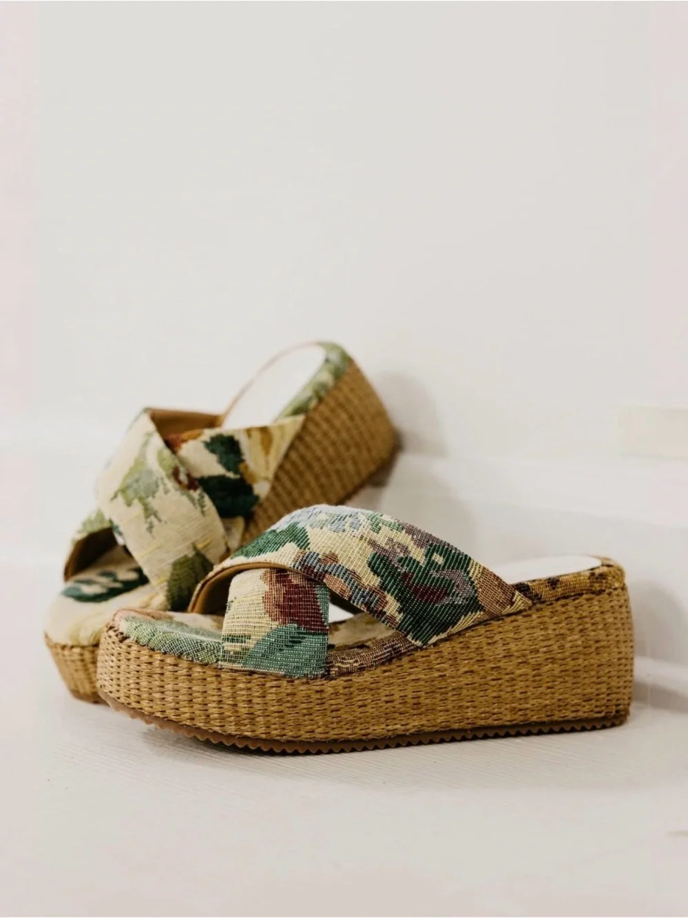 Woven Platform Slide Sandals in Multi Green